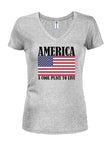 America A Cool Place To Live T-shirt col en V pour juniors