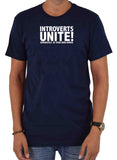 Los introvertidos se unen por separado. Camiseta En tus propias casas