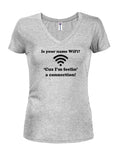 ¿Tu nombre es WiFi? Camiseta con cuello en V para jóvenes