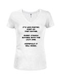 C'est comme de la poésie, une sorte de t-shirt col en V pour juniors