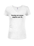 Conociendo tu propósito Camiseta con cuello en V para jóvenes