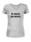 Mi ansiedad tiene ansiedad Juniors V cuello camiseta