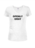 Camiseta abiertamente gris con cuello en V para jóvenes