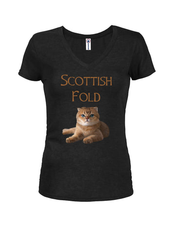 Camiseta con cuello en V para niños con diseño de gato plegable escocés