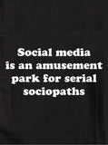 T-shirt Les médias sociaux sont un parc d'attractions