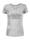 Who would win in a fight between Gandalf and Dumbledore? T-Shirt